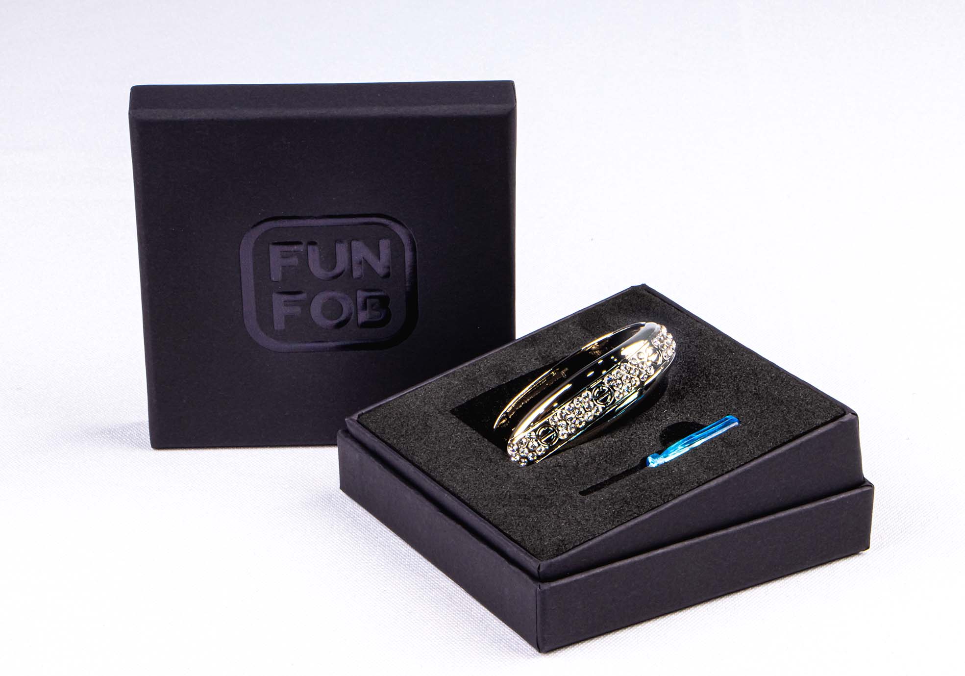 Crystal 💎 Series Alloy Metal Key Fob Case - Image 10